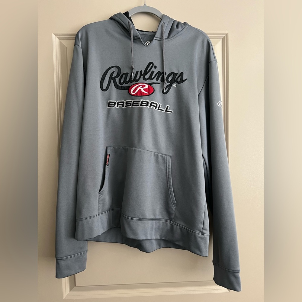 Rawlings Gray Hoodie with Logo and Sporty Design